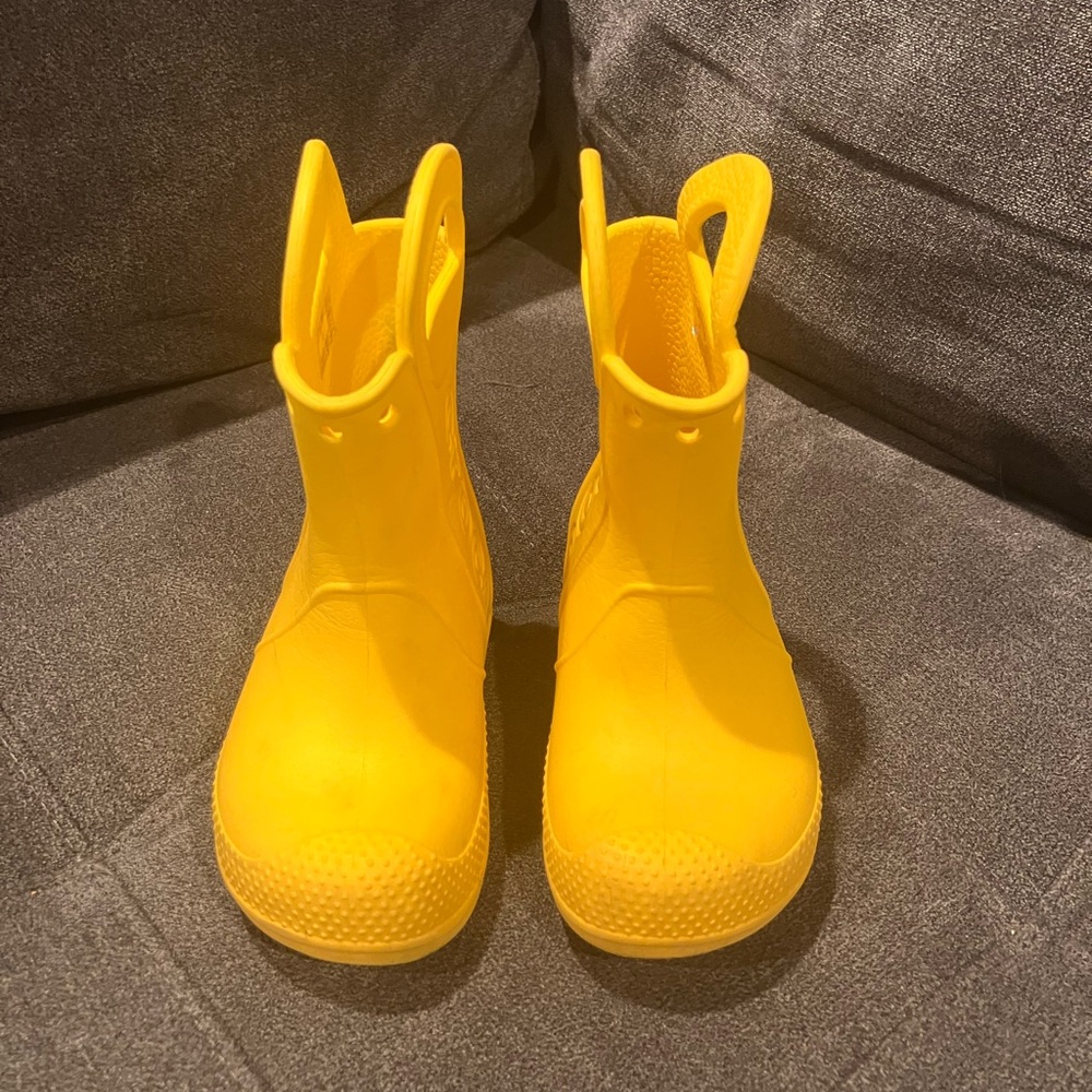 CROCS Kids’ Handle It Rain Boot

Holds 6 Jibbitz™